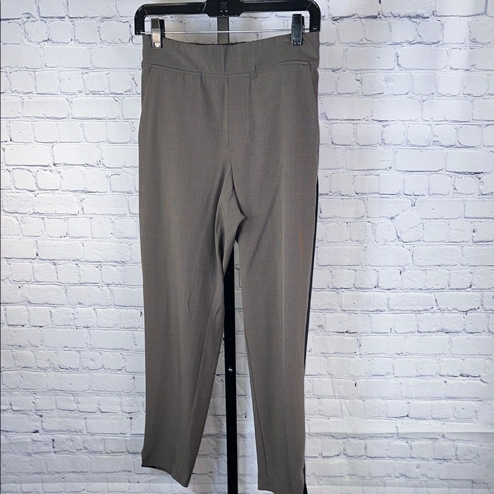 ✨ Athleta Brooklyn Plaid Ankle Pants w/ Black Stripe Size 2